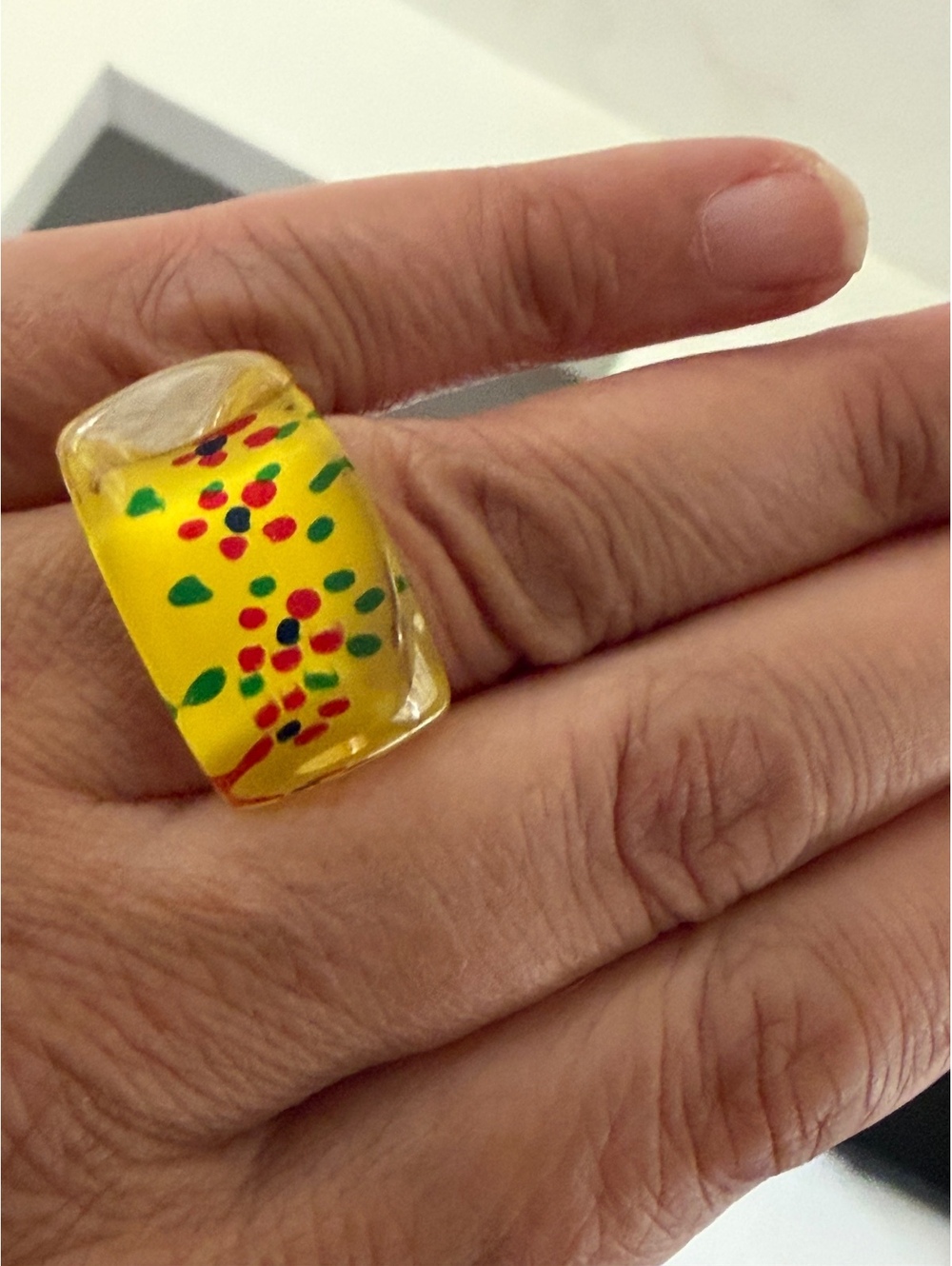 Vintage 90s Lucite Ring Yellow Acrylic Chunky Floral Dot Confetti Statement 7.5